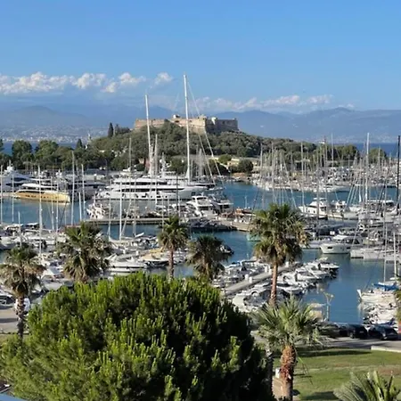 55M One Bedroom Seafront Port Vauban Antibes With 20M Terrace אנטיב